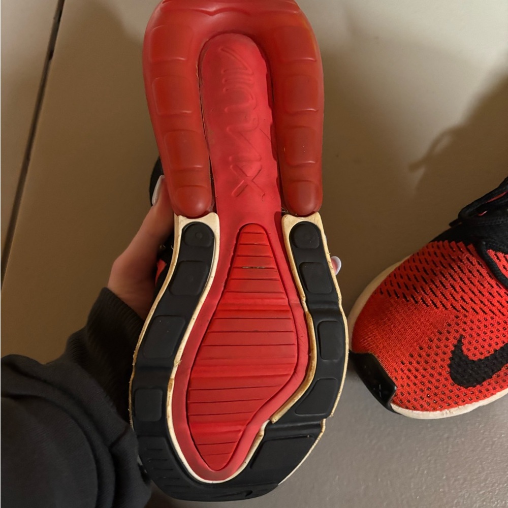 Nike Air Max 270 FlyKnit Sneakers in Chile Red/Black - Picture 5 of 6